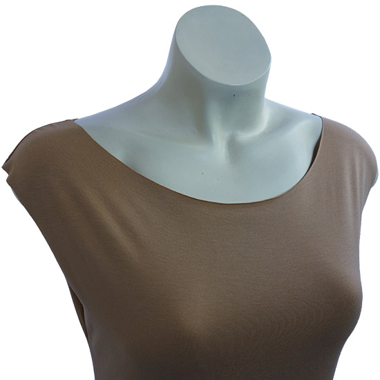 Budi Dress Image 9